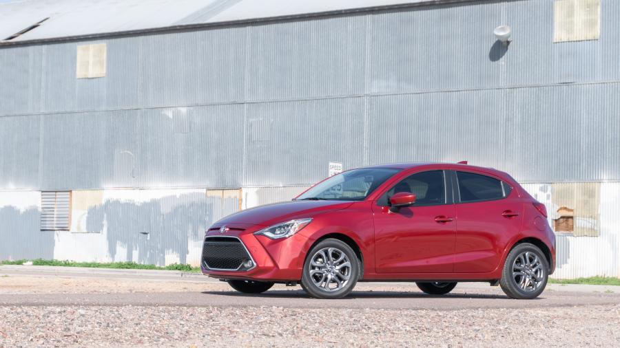  Toyota Yaris XLE Hatchback 2019 года  (NA) (фото 20 из 40)